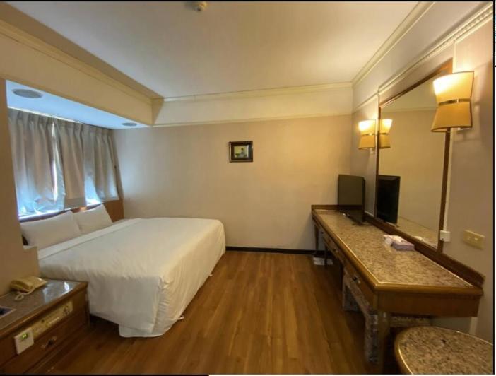 Tapeng Bay Holiday Hotel Donggang Exterior photo